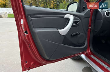 Позашляховик / Кросовер Dacia Sandero StepWay 2012 в 