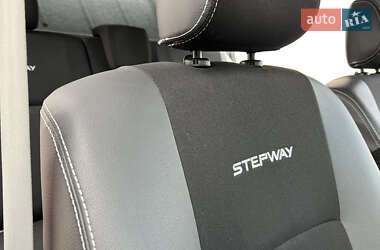 Позашляховик / Кросовер Dacia Sandero StepWay 2012 в 