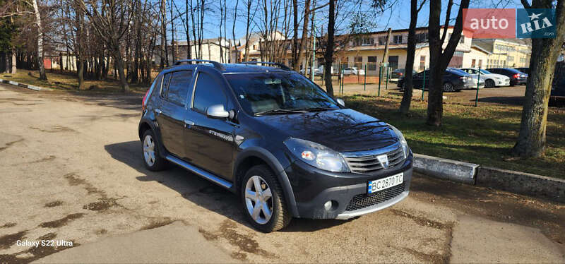 Позашляховик / Кросовер Dacia Sandero StepWay 2011 в Львові фото 2 Позашляховик / Кросовер Dacia Sandero StepWay 2011 в Львові