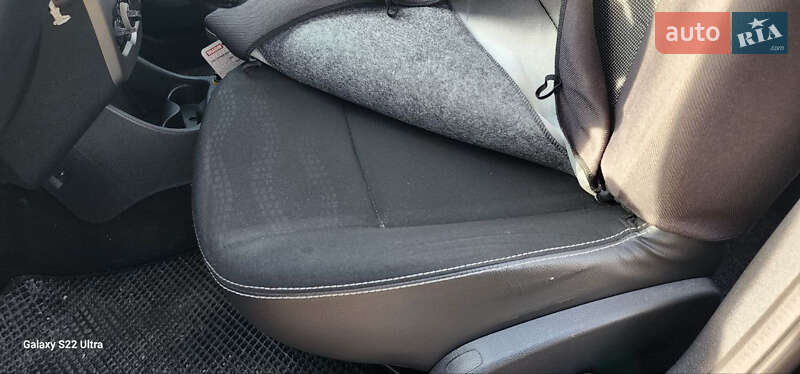 Позашляховик / Кросовер Dacia Sandero StepWay 2011 в Львові фото 32 Позашляховик / Кросовер Dacia Sandero StepWay 2011 в Львові