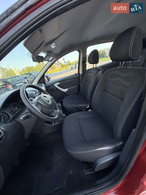 Позашляховик / Кросовер Dacia Sandero StepWay 2009 в Володимирі фото 44 Позашляховик / Кросовер Dacia Sandero StepWay 2009 в Володимирі