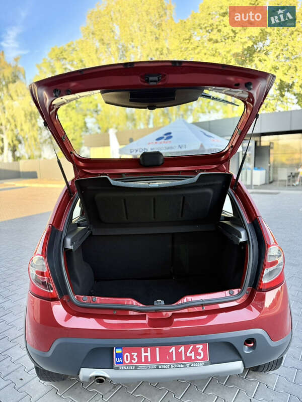 Позашляховик / Кросовер Dacia Sandero StepWay 2009 в Володимирі фото 58 Позашляховик / Кросовер Dacia Sandero StepWay 2009 в Володимирі