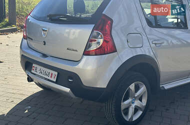 Внедорожник / Кроссовер Dacia Sandero StepWay 2012 в 