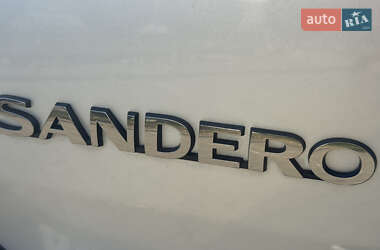Внедорожник / Кроссовер Dacia Sandero StepWay 2012 в 