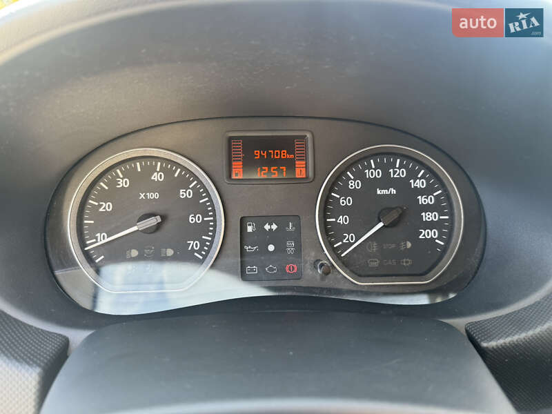 Внедорожник / Кроссовер Dacia Sandero StepWay 2012 в Стрые фото 20 Внедорожник / Кроссовер Dacia Sandero StepWay 2012 в Стрые