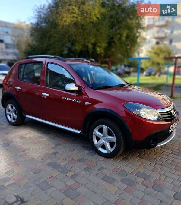 Внедорожник / Кроссовер Dacia Sandero StepWay 2012 в Костополе фото 2 Внедорожник / Кроссовер Dacia Sandero StepWay 2012 в Костополе