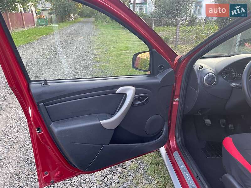 Внедорожник / Кроссовер Dacia Sandero StepWay 2012 в Костополе фото 9 Внедорожник / Кроссовер Dacia Sandero StepWay 2012 в Костополе