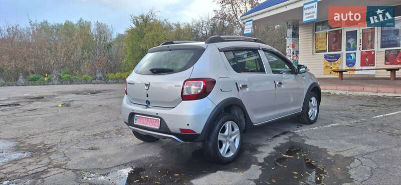 Внедорожник / Кроссовер Dacia Sandero StepWay 2013 в Новоархангельске фото 6 Внедорожник / Кроссовер Dacia Sandero StepWay 2013 в Новоархангельске