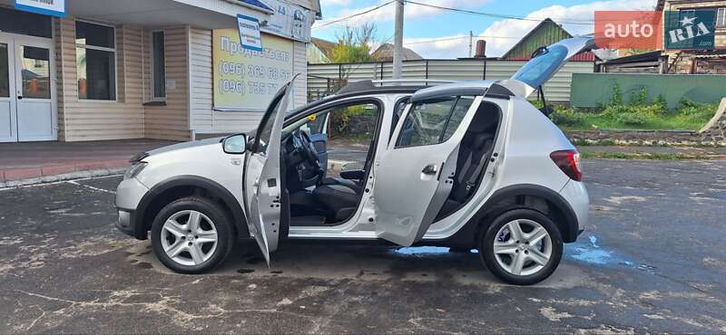 Внедорожник / Кроссовер Dacia Sandero StepWay 2013 в Новоархангельске фото 37 Внедорожник / Кроссовер Dacia Sandero StepWay 2013 в Новоархангельске