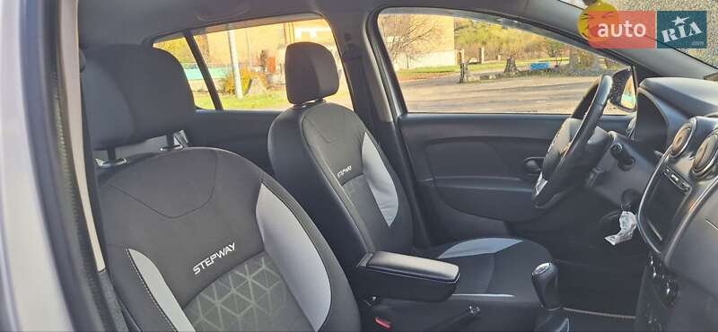 Внедорожник / Кроссовер Dacia Sandero StepWay 2013 в Новоархангельске фото 65 Внедорожник / Кроссовер Dacia Sandero StepWay 2013 в Новоархангельске
