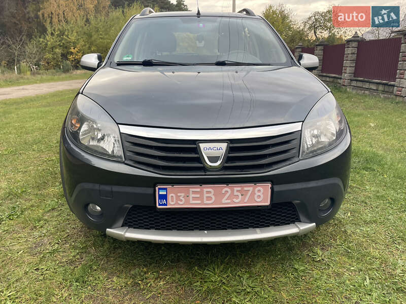 Позашляховик / Кросовер Dacia Sandero StepWay 2009 в Дубні фото 2 Позашляховик / Кросовер Dacia Sandero StepWay 2009 в Дубні