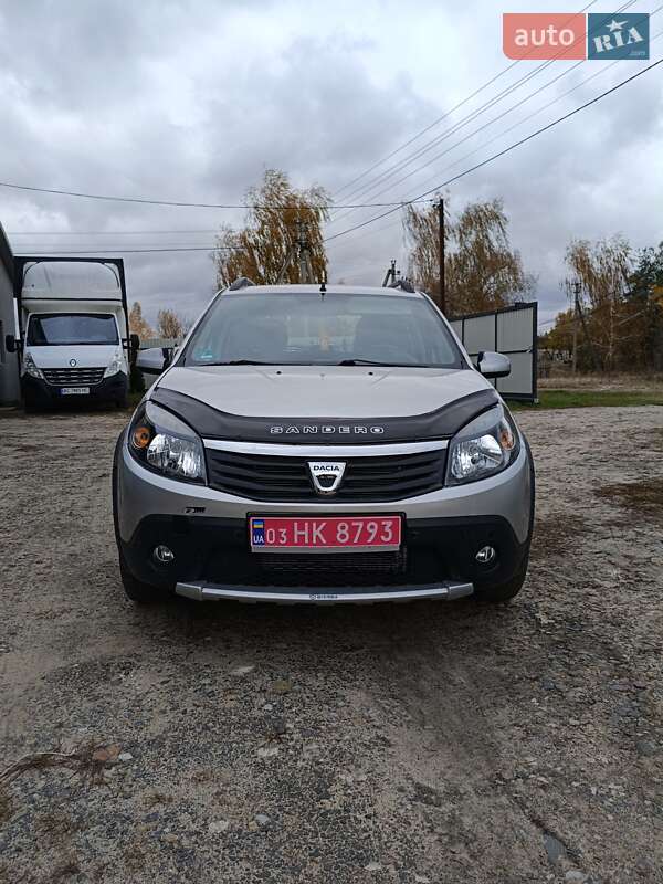 Внедорожник / Кроссовер Dacia Sandero StepWay 2011 в Любешове фото 2 Внедорожник / Кроссовер Dacia Sandero StepWay 2011 в Любешове