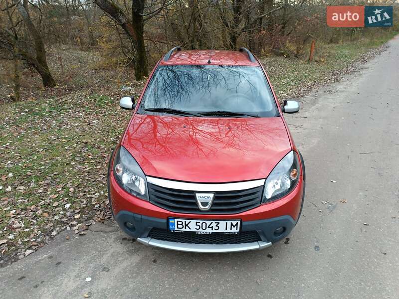 Внедорожник / Кроссовер Dacia Sandero StepWay 2010 в Ровно