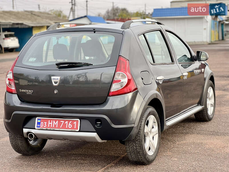 Позашляховик / Кросовер Dacia Sandero StepWay 2010 в Кролевці