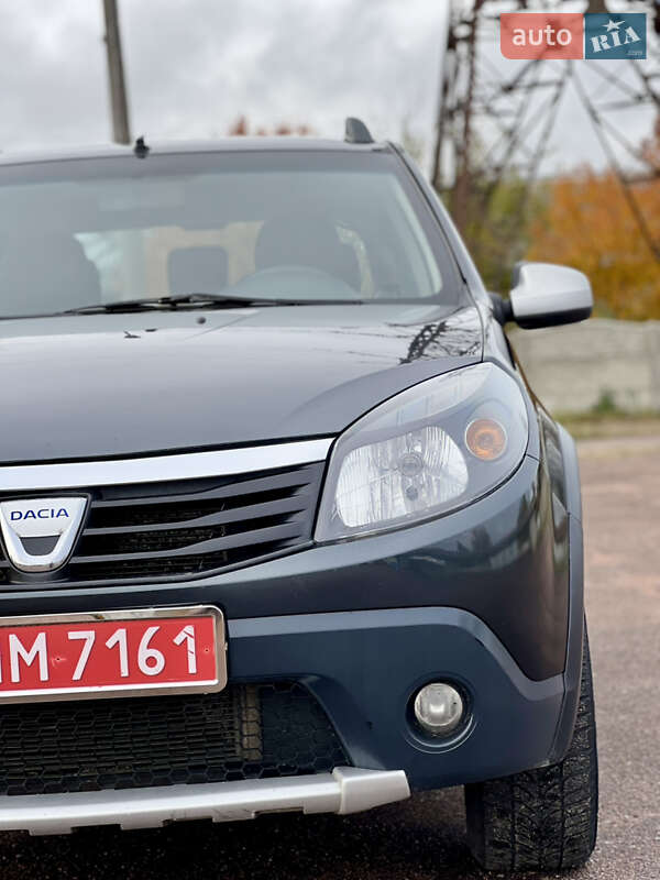 Позашляховик / Кросовер Dacia Sandero StepWay 2010 в Кролевці