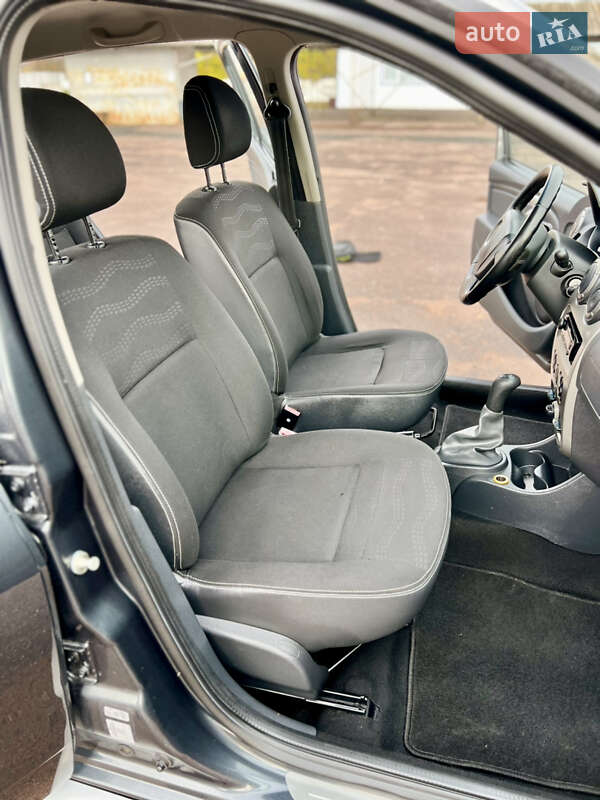 Позашляховик / Кросовер Dacia Sandero StepWay 2010 в Кролевці