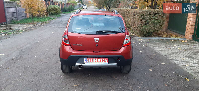 Внедорожник / Кроссовер Dacia Sandero StepWay 2012 в Чернигове