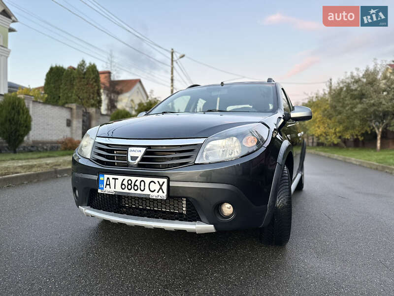Dacia Sandero StepWay 2011
