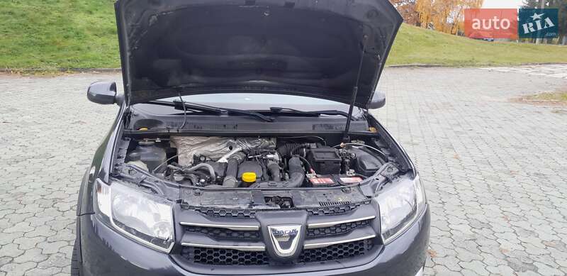 Внедорожник / Кроссовер Dacia Sandero StepWay 2016 в Ровно