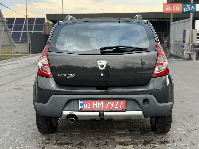 Внедорожник / Кроссовер Dacia Sandero StepWay 2010 в Владимире фото 8 Внедорожник / Кроссовер Dacia Sandero StepWay 2010 в Владимире