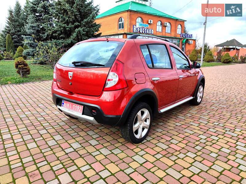 Внедорожник / Кроссовер Dacia Sandero StepWay 2011 в Хороле фото 13 Внедорожник / Кроссовер Dacia Sandero StepWay 2011 в Хороле