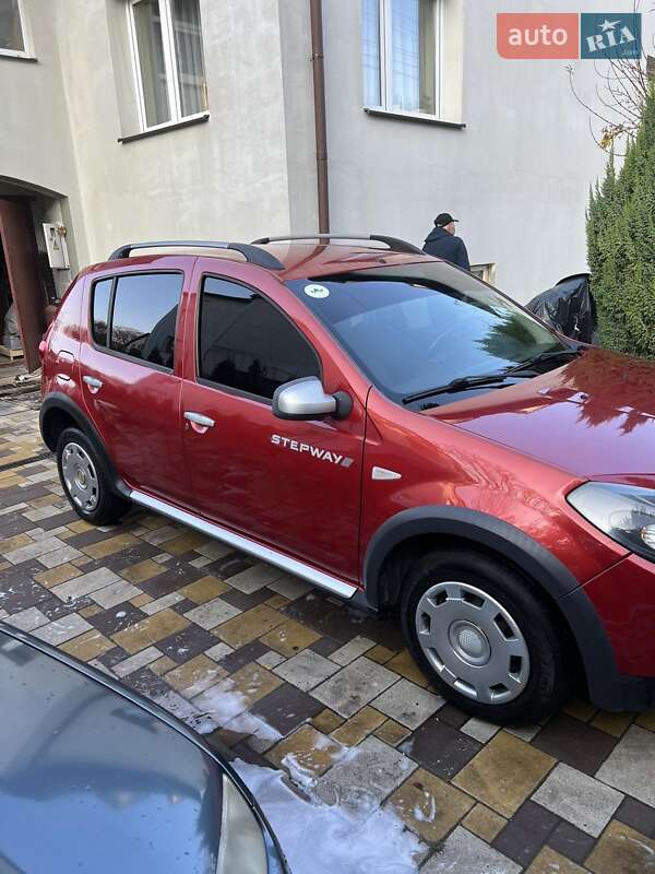 Внедорожник / Кроссовер Dacia Sandero StepWay 2011 в Львове