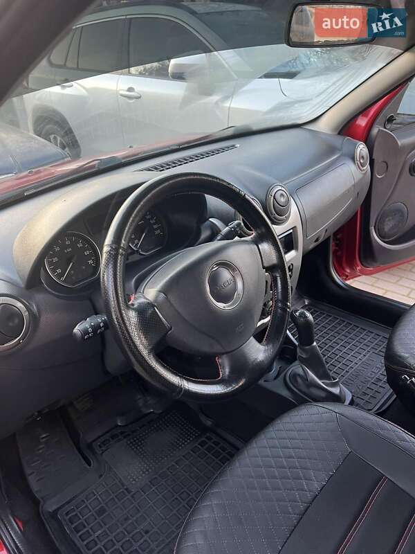 Внедорожник / Кроссовер Dacia Sandero StepWay 2011 в Львове