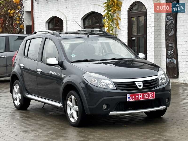 Позашляховик / Кросовер Dacia Sandero StepWay 2012 в Красилові фото 6 Позашляховик / Кросовер Dacia Sandero StepWay 2012 в Красилові