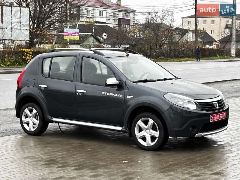 Позашляховик / Кросовер Dacia Sandero StepWay 2012 в Красилові фото 25 Позашляховик / Кросовер Dacia Sandero StepWay 2012 в Красилові