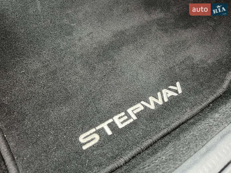 Позашляховик / Кросовер Dacia Sandero StepWay 2012 в Луцьку