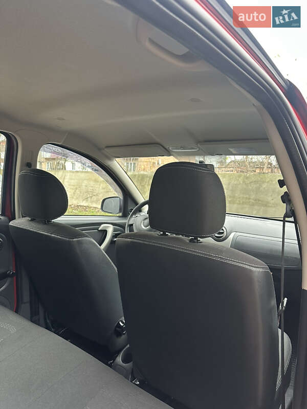 Внедорожник / Кроссовер Dacia Sandero StepWay 2011 в Хороле фото 12 Внедорожник / Кроссовер Dacia Sandero StepWay 2011 в Хороле