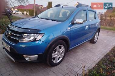 Внедорожник / Кроссовер Dacia Sandero StepWay 2013 в Смеле