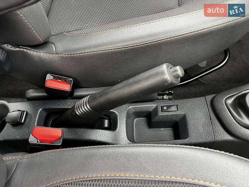 Внедорожник / Кроссовер Dacia Sandero StepWay 2017 в Луцке