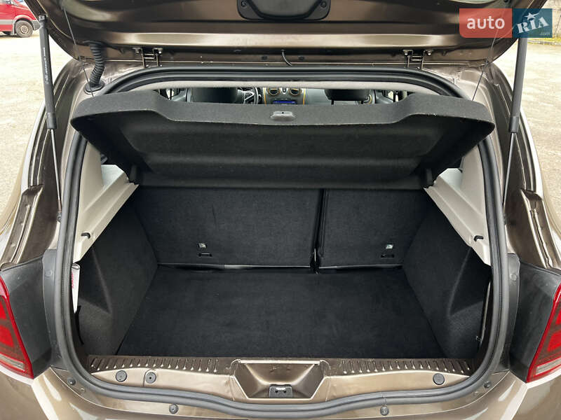 Внедорожник / Кроссовер Dacia Sandero StepWay 2017 в Луцке