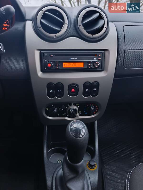 Внедорожник / Кроссовер Dacia Sandero StepWay 2010 в Полтаве