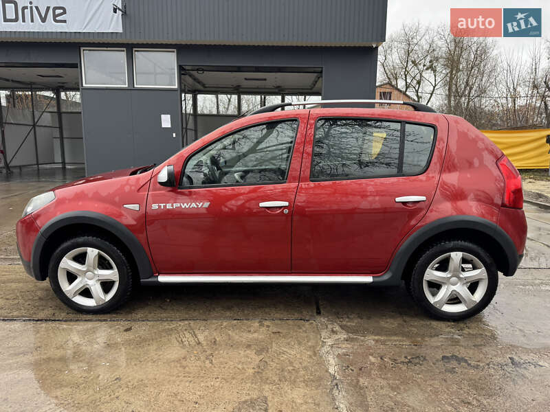Позашляховик / Кросовер Dacia Sandero StepWay 2012 в Кролевці