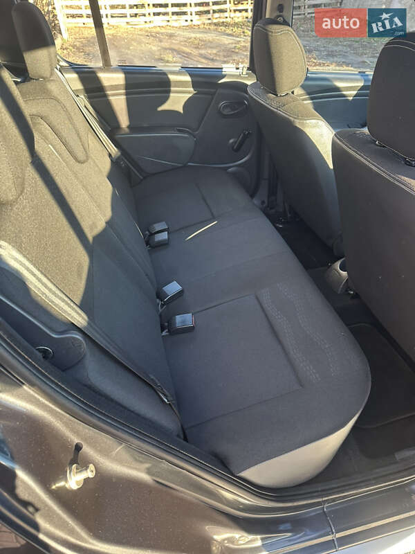 Позашляховик / Кросовер Dacia Sandero StepWay 2010 в Хоролі