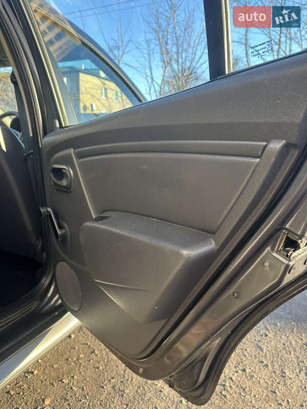 Позашляховик / Кросовер Dacia Sandero StepWay 2010 в Хоролі