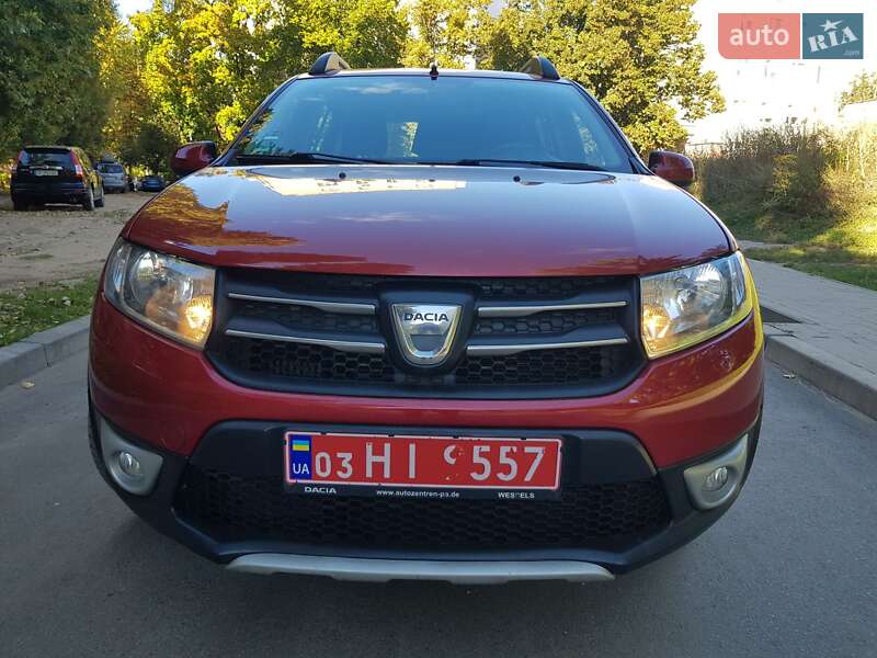 Внедорожник / Кроссовер Dacia Sandero StepWay 2014 в Чернигове