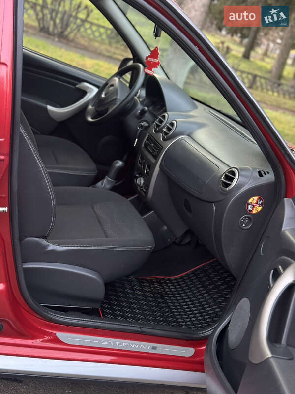 Позашляховик / Кросовер Dacia Sandero StepWay 2011 в Умані фото 21 Позашляховик / Кросовер Dacia Sandero StepWay 2011 в Умані