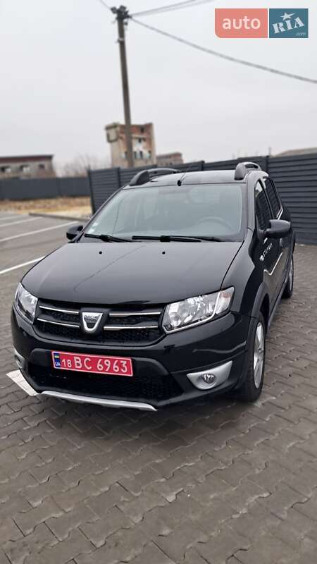 Внедорожник / Кроссовер Dacia Sandero StepWay 2013 в Дубно