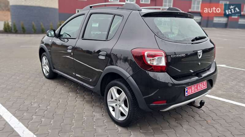 Внедорожник / Кроссовер Dacia Sandero StepWay 2013 в Дубно