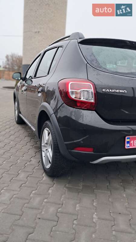 Внедорожник / Кроссовер Dacia Sandero StepWay 2013 в Дубно