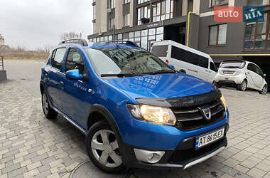 Хэтчбек Dacia Sandero StepWay 2013 в Ивано-Франковске