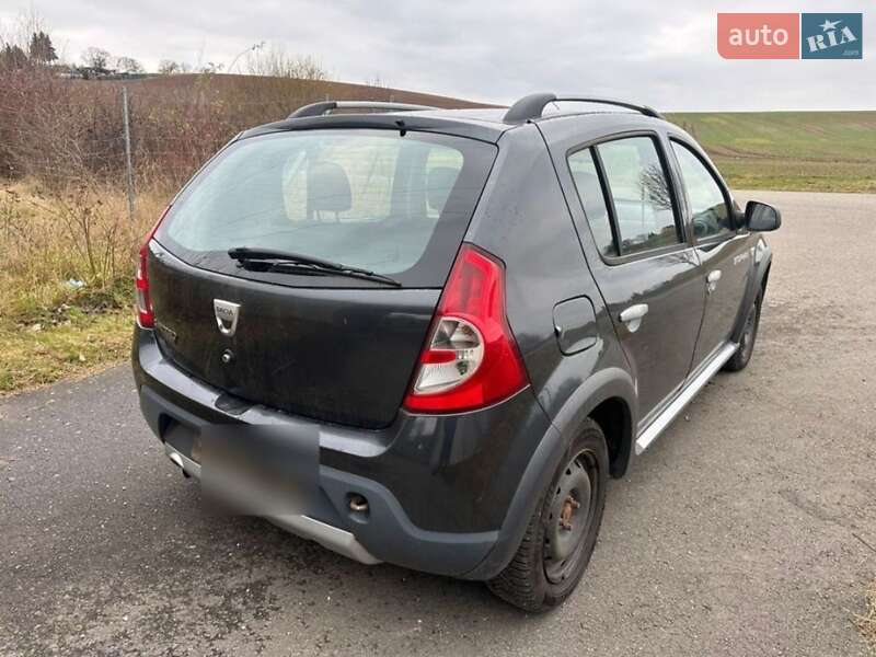 Позашляховик / Кросовер Dacia Sandero StepWay 2010 в Маневичах