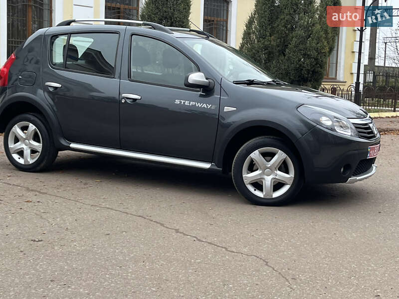 Внедорожник / Кроссовер Dacia Sandero StepWay 2011 в Радивилове фото 16 Внедорожник / Кроссовер Dacia Sandero StepWay 2011 в Радивилове