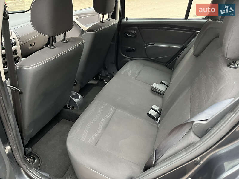 Внедорожник / Кроссовер Dacia Sandero StepWay 2011 в Радивилове фото 86 Внедорожник / Кроссовер Dacia Sandero StepWay 2011 в Радивилове