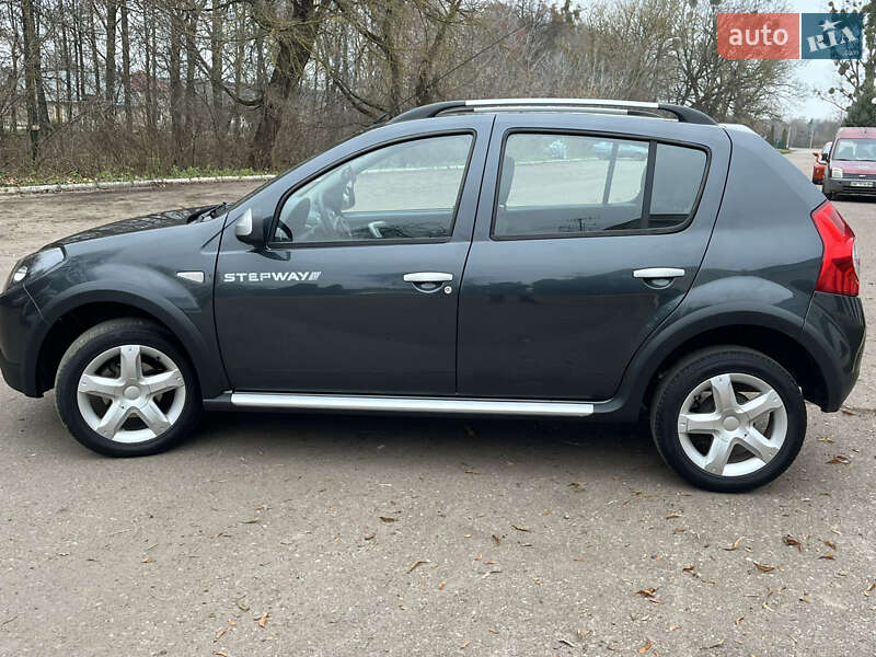 Внедорожник / Кроссовер Dacia Sandero StepWay 2011 в Радивилове фото 164 Внедорожник / Кроссовер Dacia Sandero StepWay 2011 в Радивилове