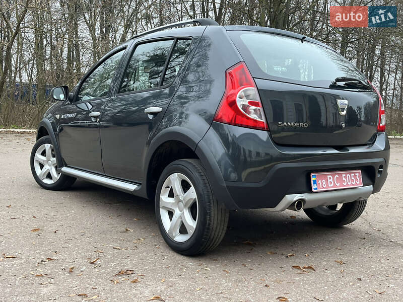 Внедорожник / Кроссовер Dacia Sandero StepWay 2011 в Радивилове фото 171 Внедорожник / Кроссовер Dacia Sandero StepWay 2011 в Радивилове