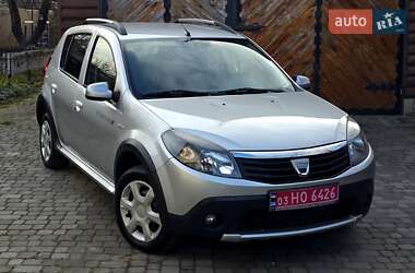 Внедорожник / Кроссовер Dacia Sandero StepWay 2010 в Полтаве
